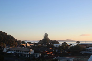 Admiral's View Lodge