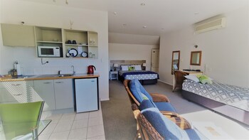 Admiral's View Lodge
