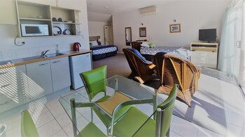 Admiral's View Lodge
