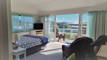 Admiral's View Lodge