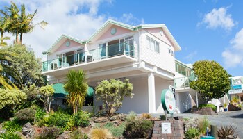 Admiral's View Lodge