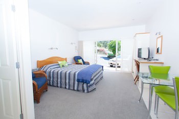 Admiral's View Lodge