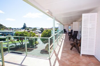 Admiral's View Lodge
