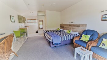 Admiral's View Lodge