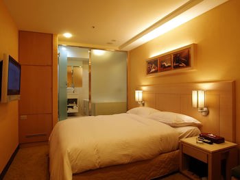 Eastern Star Hotel