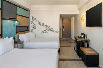Aloft Cancun