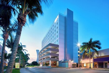 Aloft Cancun