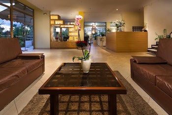 Minavra Hotel