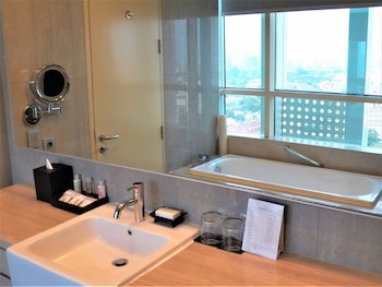 Fraser Residence Menteng Jakarta
