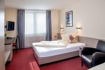 Sporthotel Ohringen fotoğrafı