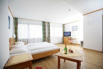 Badhotel Restaurant Stauferland galeri fotoğrafı