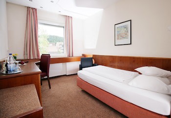 Badhotel Restaurant Stauferland fotoğrafı