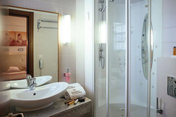 Alexandros Boutique Hotel