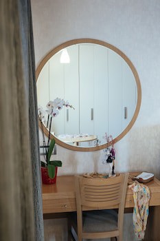 Alexandros Boutique Hotel