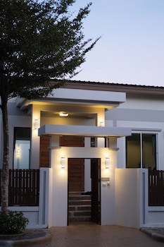 Bor Saen Pool Villa