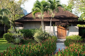 Bor Saen Pool Villa
