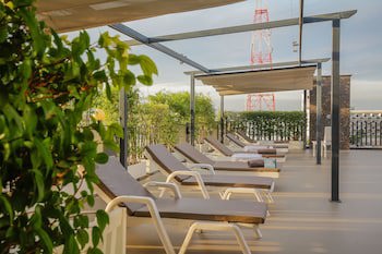 Baan Nilrath Hotel