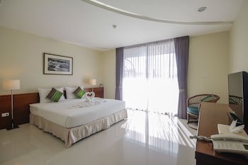 Baan Nilrath Hotel