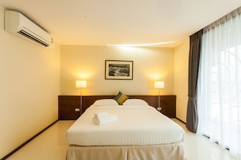Baan Nilrath Hotel