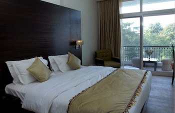 66 Residency - A Boutique Hotel