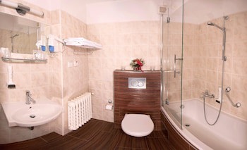 Park Hotel Pruhonice galeri fotoğrafı