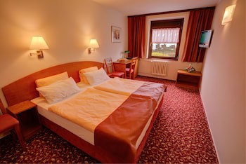 Park Hotel Pruhonice fotoğrafı