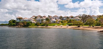Las Verandas Hotel & Villas