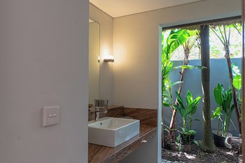 Balinea Holiday Home