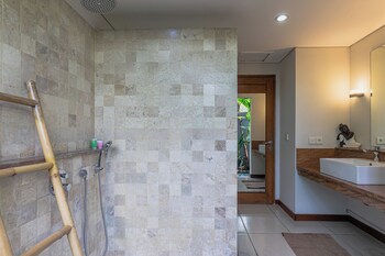 Balinea Holiday Home