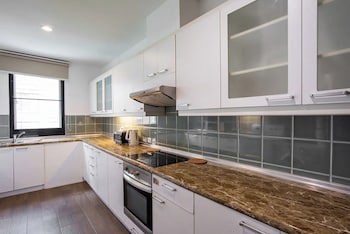 Benviar Tonson Residence