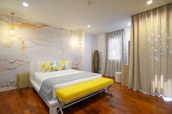 Benviar Tonson Residence