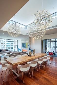 Benviar Tonson Residence