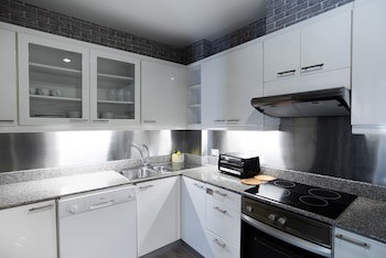 Benviar Tonson Residence