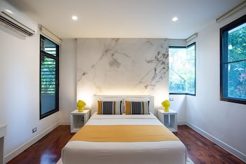 Benviar Tonson Residence