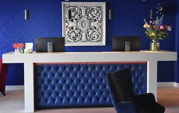 Blue Mansion Hotel