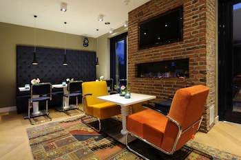 Blue Mansion Hotel