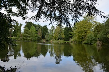 Worplesdon Place Hotel