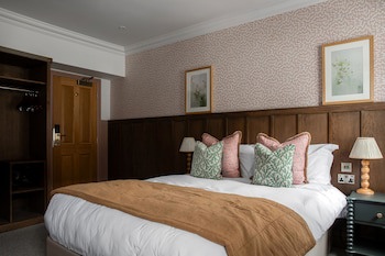 Worplesdon Place Hotel
