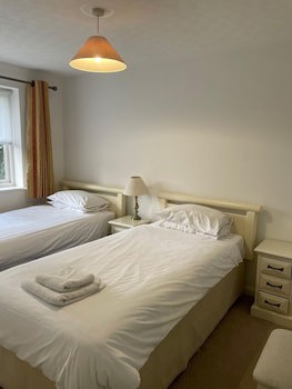 Canterbury Hotel