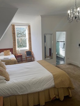 Canterbury Hotel