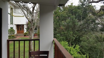 Royston Hall Guesthouse