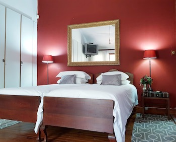 Royston Hall Guesthouse
