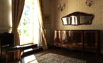 Dwor Sierakow