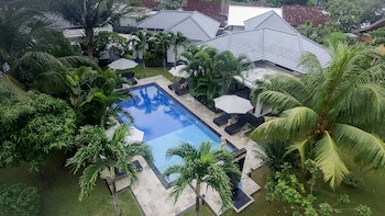 Dream Estate