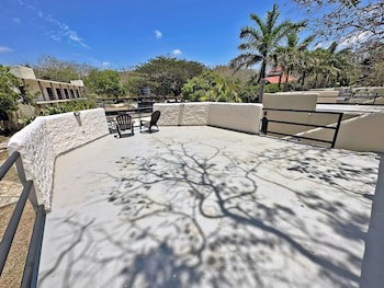 Surf Ranch Hotel & Resort
