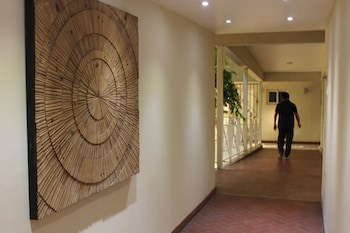 Altamont Court Hotel