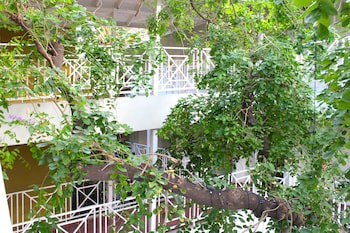 Altamont Court Hotel