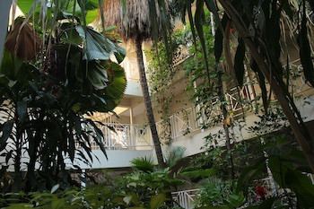 Altamont Court Hotel