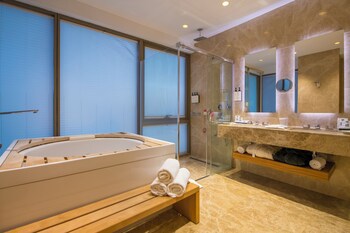 Crowne Plaza Kayseri