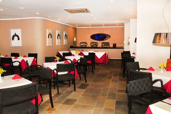 Ferraretto Guaruja Hotel